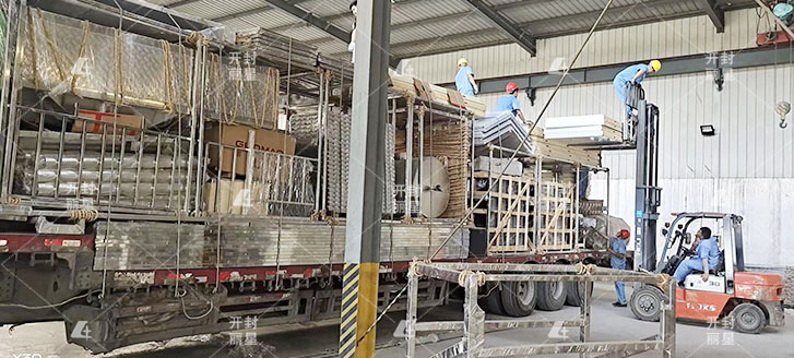 918搏天堂发往陕西宝鸡的一车粉丝烘干线已经到达