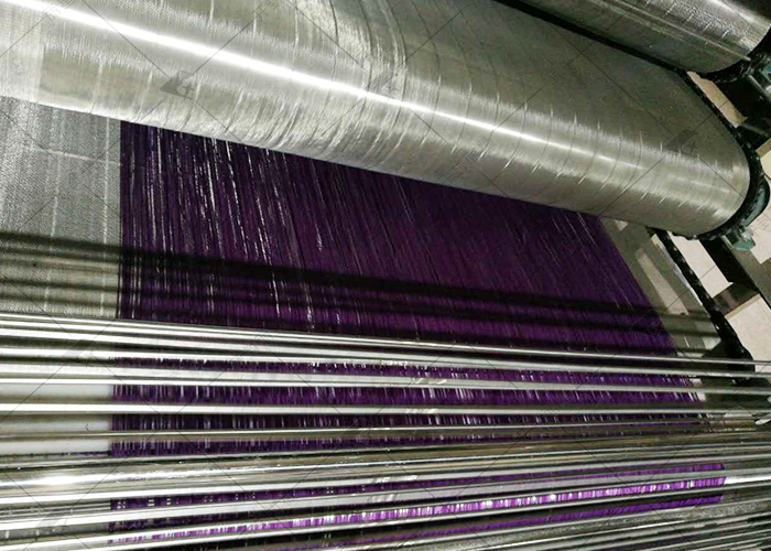 一款全自动粉条机，，，，，，，可加工多种淀粉原料